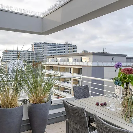 Himmel & Apartment